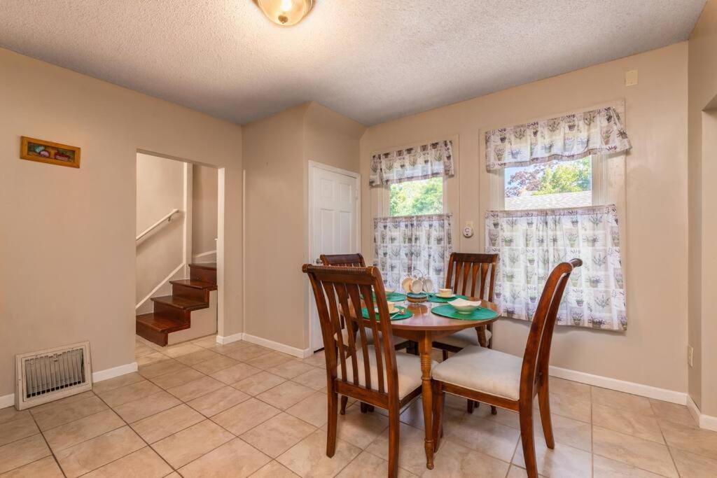 Entire House 3 Bedroom Twin Cities, Specious, Entire House, Ac Saint Paul Exterior photo
