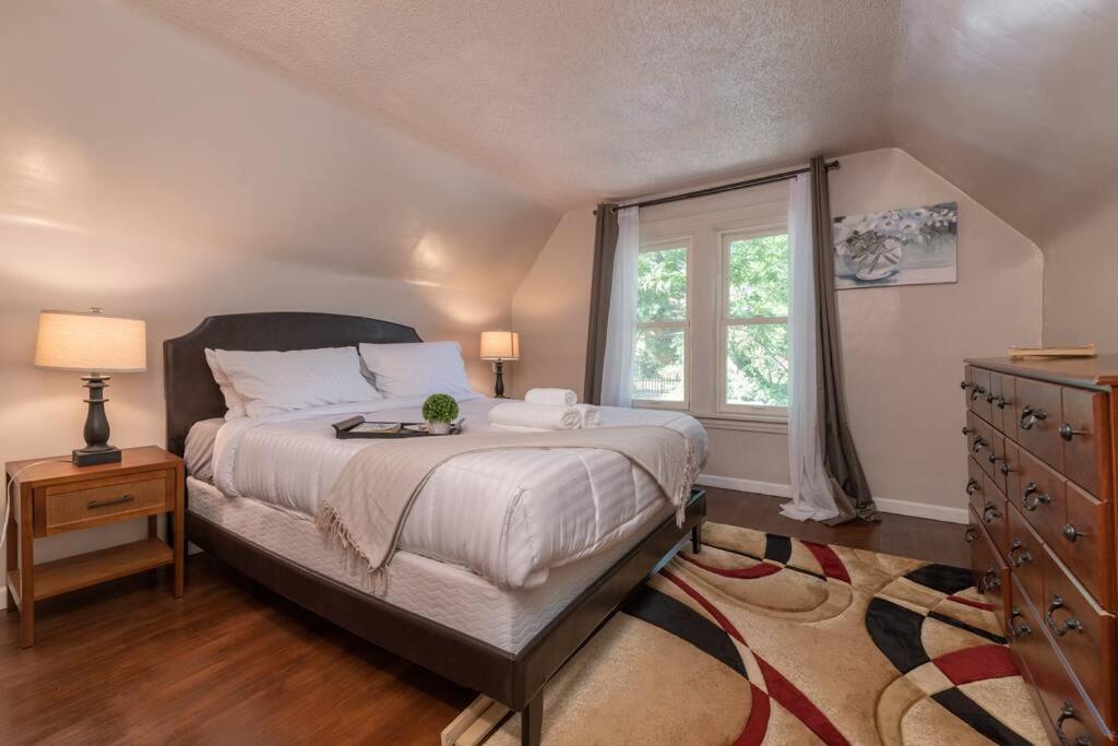 Entire House 3 Bedroom Twin Cities, Specious, Entire House, Ac Saint Paul Exterior photo